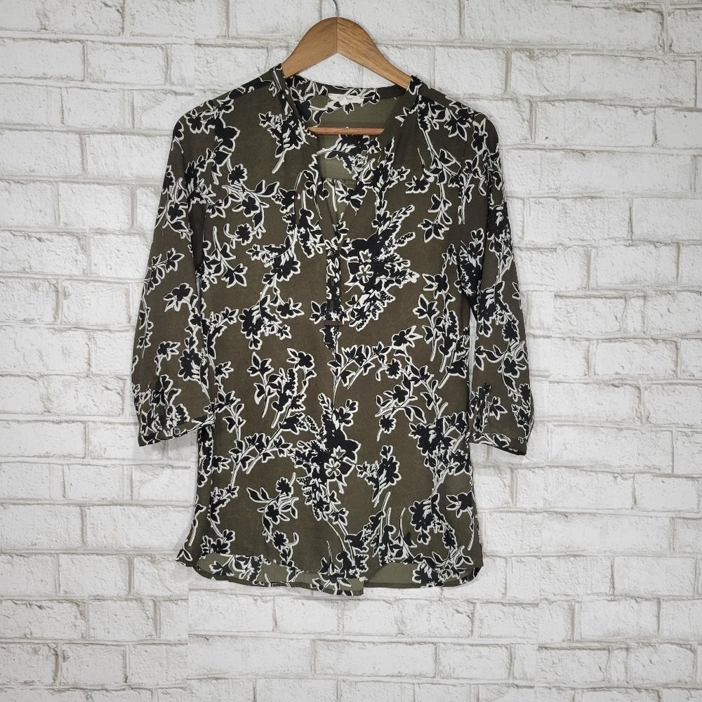 Maurices green floral blouse